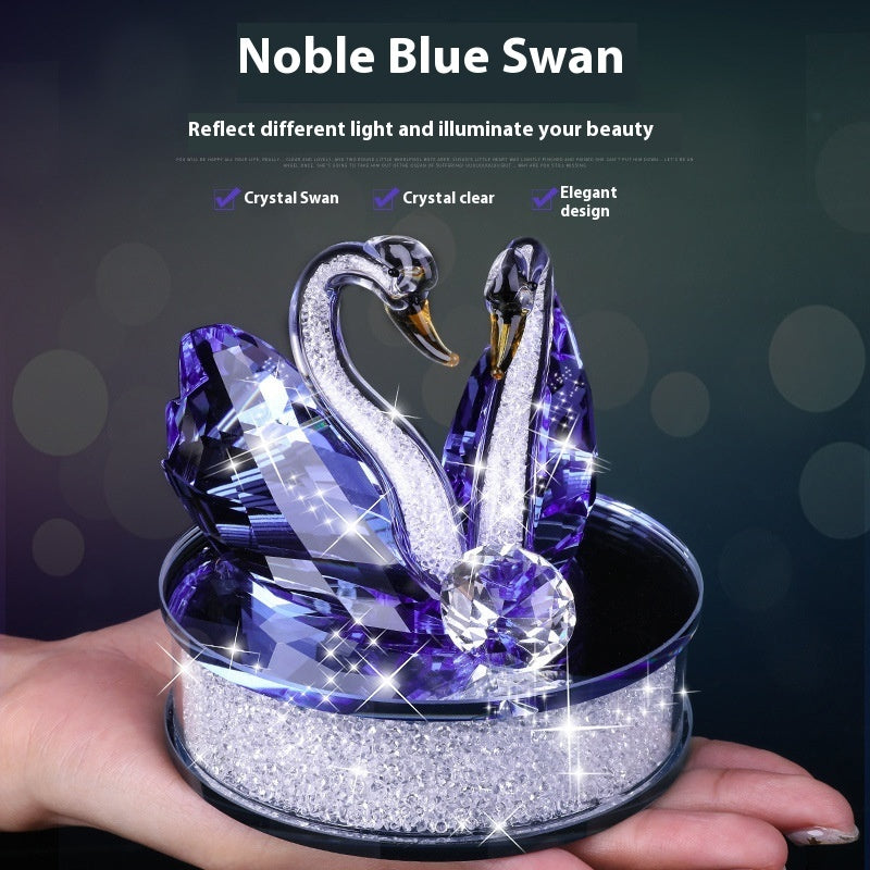Fournitures de décoration pour voiture Ornement Cygne en Cristal Porte-parfum - EX-STOCK Canada