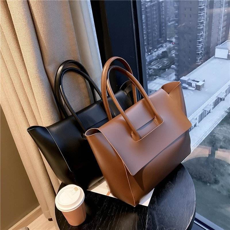 Fashion Leather Shoulder Bag Large Capacity Handbags Simple Retro Tote Bags - EX-STOCK Canada