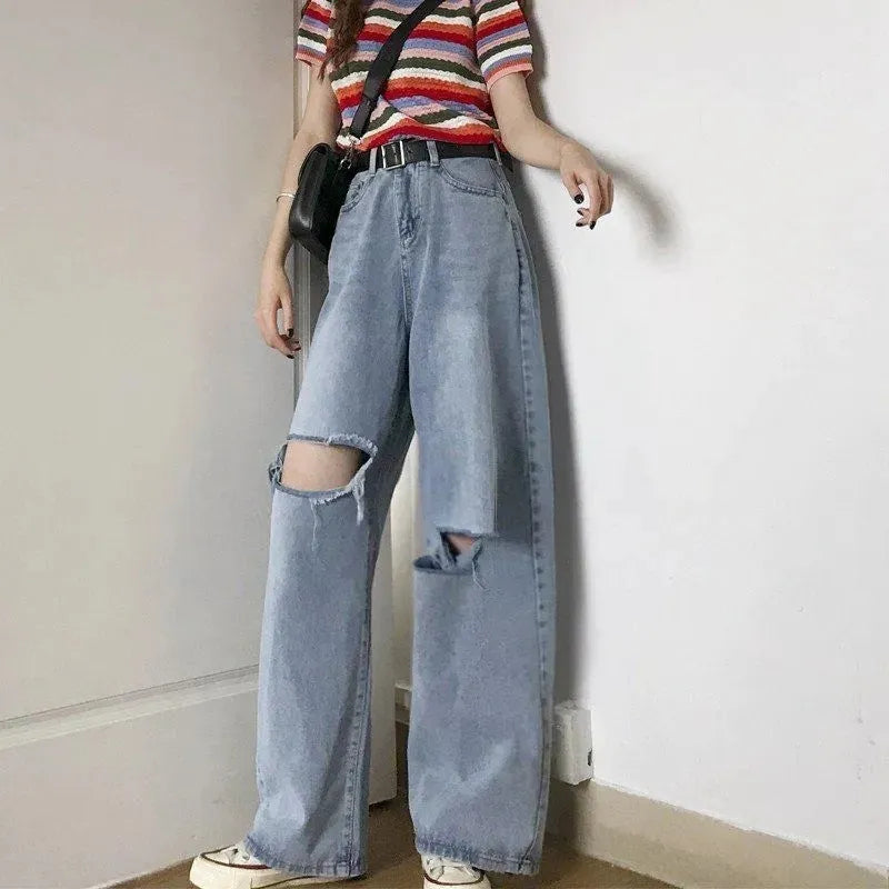Pantalone jeans strappato ad alta vita di grandi dimensioni per le donne