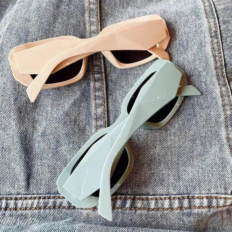 Women's Trendy Sun Fashion Square Sunglasses - EX-STOCK Canada