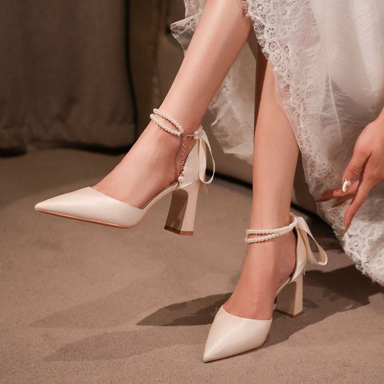 Women's Pumps 2026 Spring New Arrival, Designed Pearl Bow, Unique And Elegant Style 