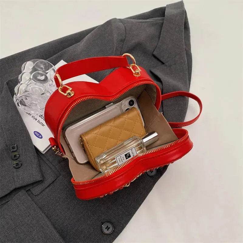 Women's Fashion Casual Heart Shaped Chain Shoulder Messenger Crossbody Bag - EX-STOCK Canada