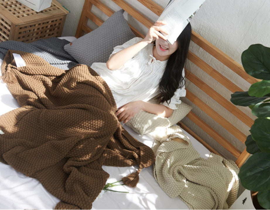 Fringed Knitting Blanket Wool Blanket EX-STOCK Canada 