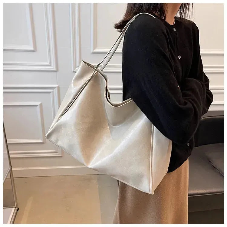 Women's Large Capacity Fashion Cattlehide Leather Shoulder Handbag - EX-STOCK CANADA