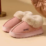 Zapatillas de algodón de felpa para mujeres Boteras de nieve al aire libre para mujeres.