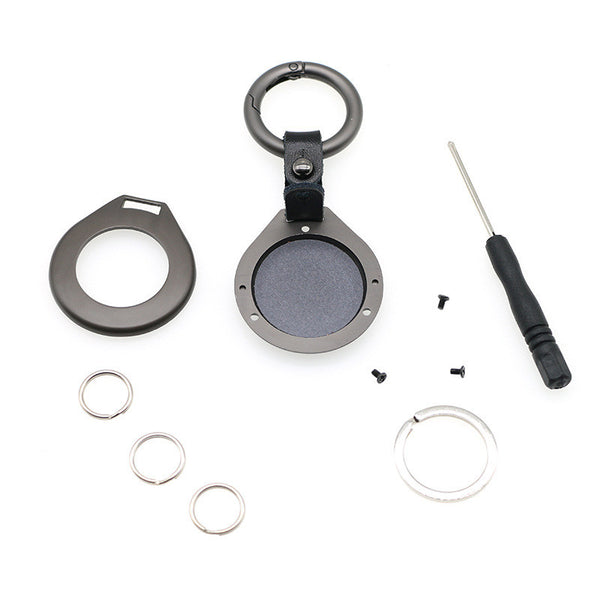 AirTag Protective Sleeve in Metal and Leather