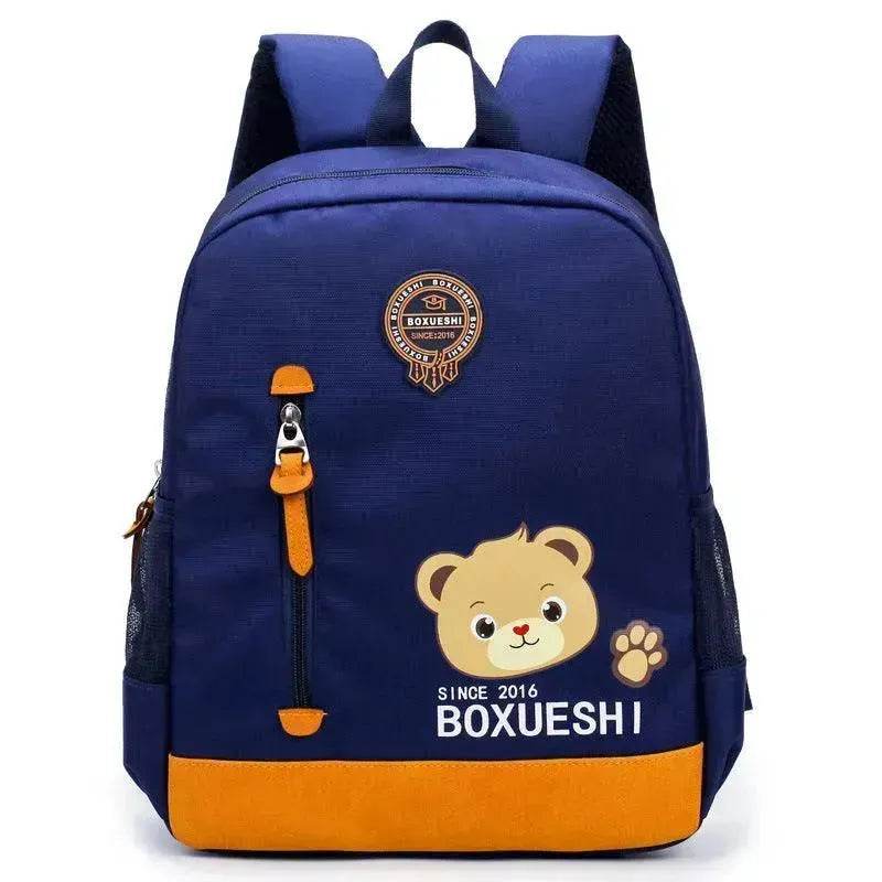 Un sac d'école d'ours de dessin animé pour école maternelle, sac d'école, écolier, garçon et garçon, bébé garçon et bébé revenant en voyage - EX-STOCK Canada