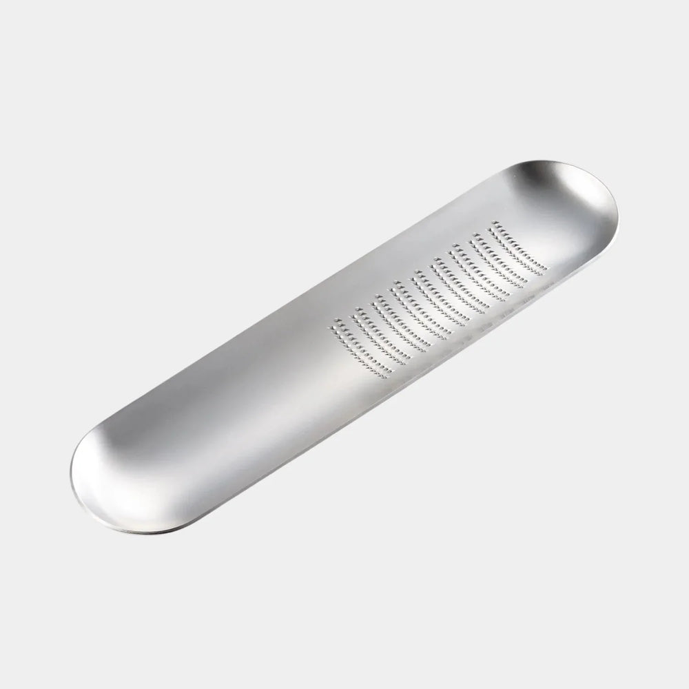 Eatoco Oros Tray Grater – Japanese Stainless‑Steel Grater for Ginger, Wasabi & Cheese 
