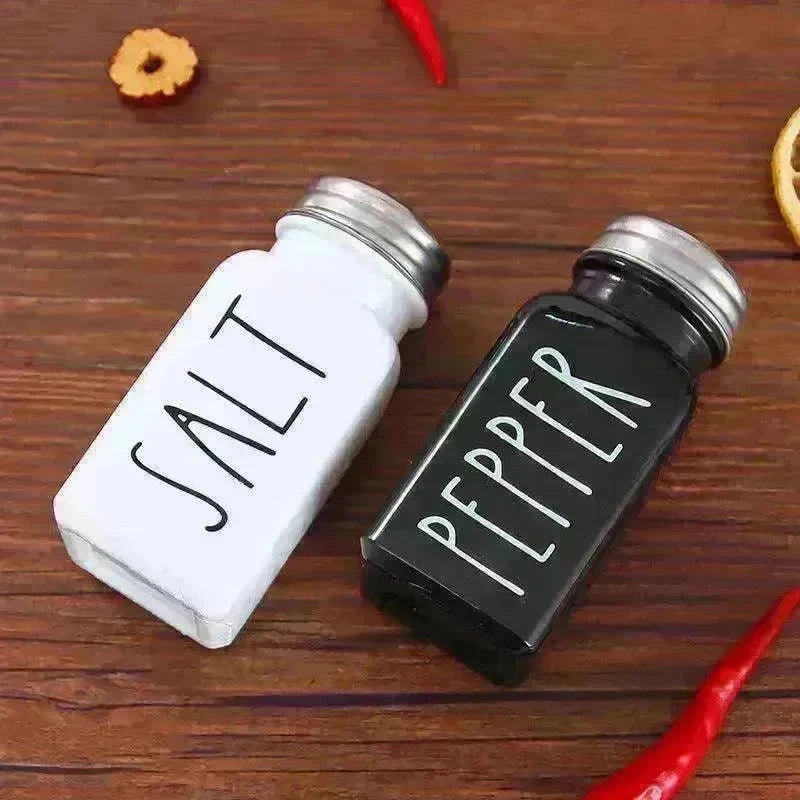 Barbecue Sprinkler Bottle Salt And Pepper Shaker Seasoning Bottle Square Glass Bottle - EX-STOCK CANADA