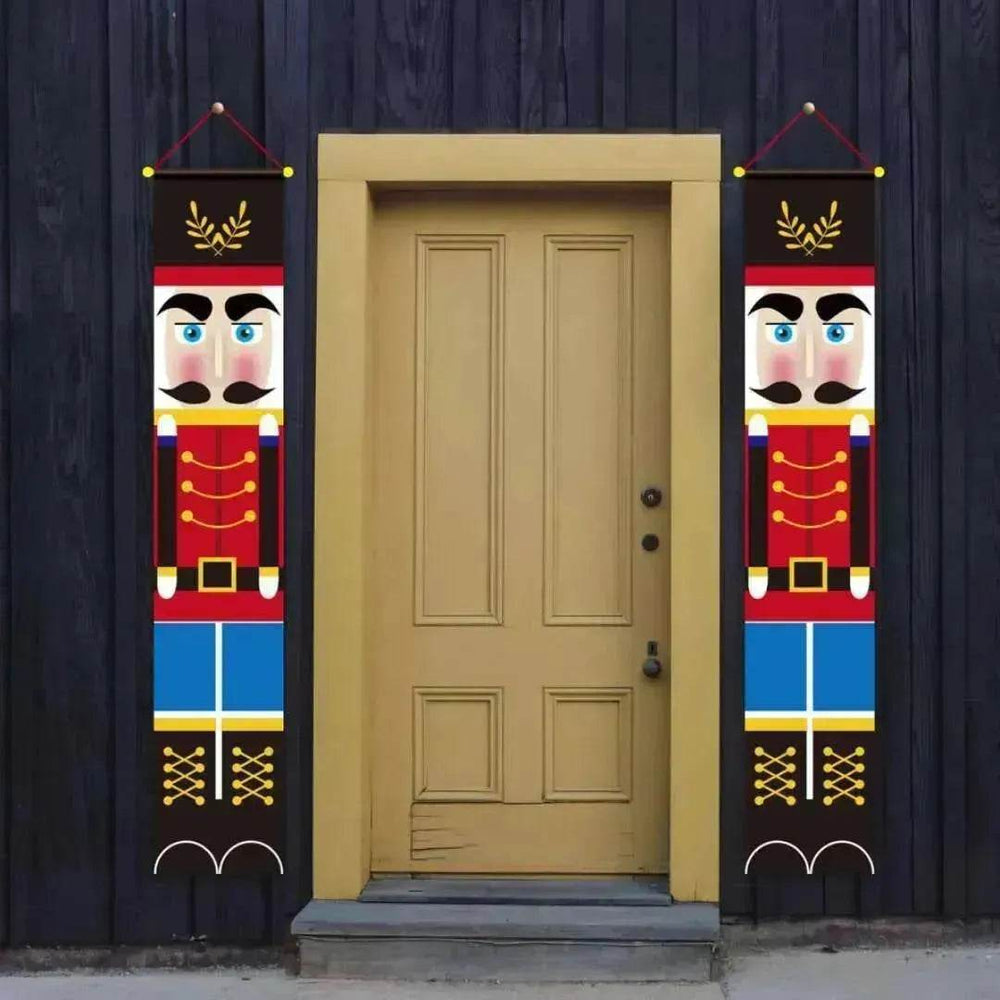 Christmas Decorations Walnut Soldier Couplet - EX-STOCK Canada