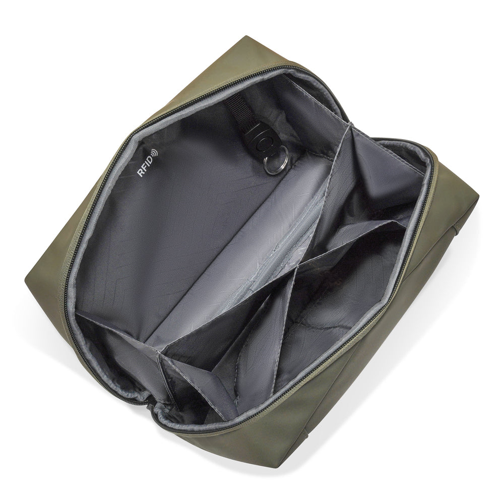 Onyx / Toiletry Bag EX-STOCK Canada 