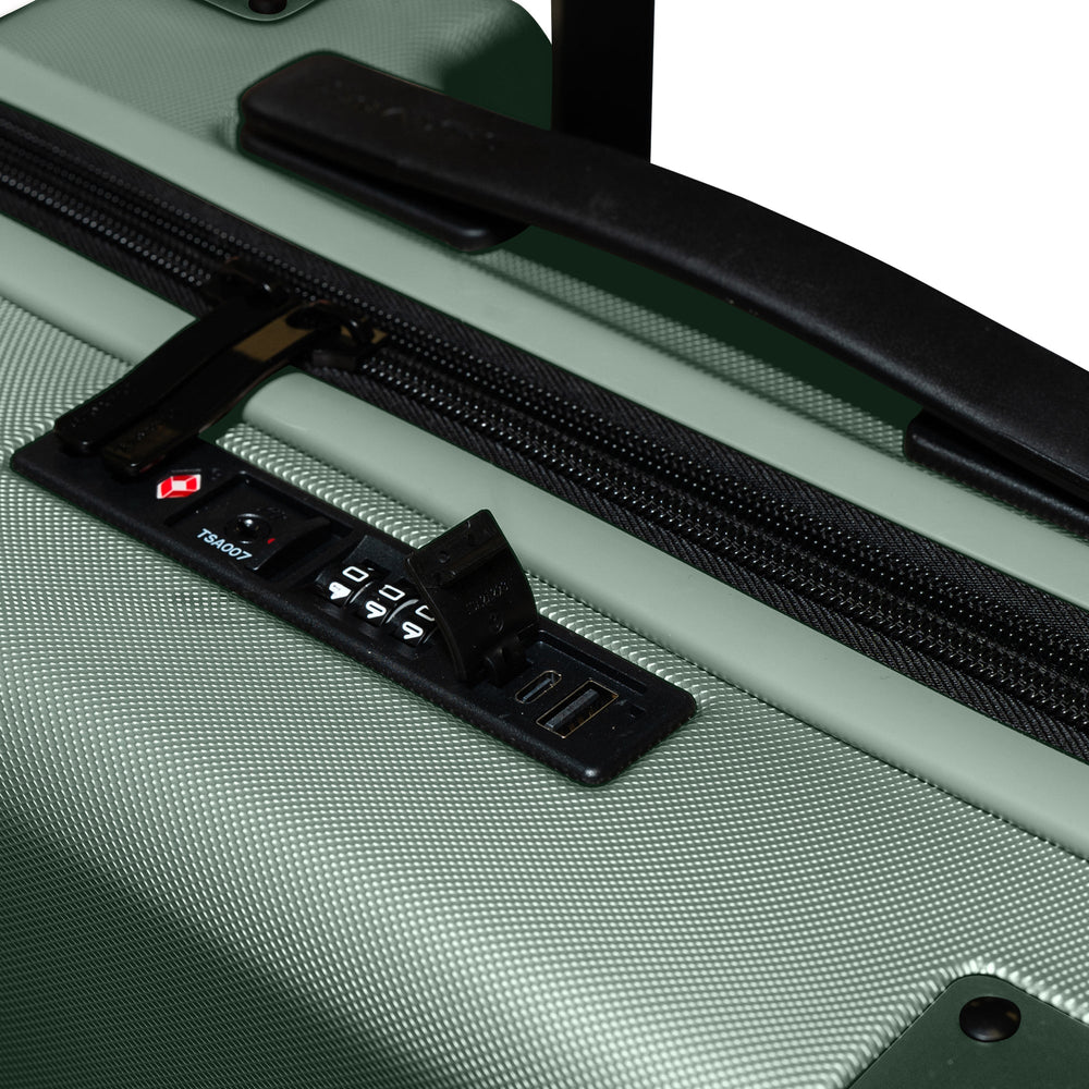 Earth / 3-Piece Luggage Set EX-STOCK Canada 