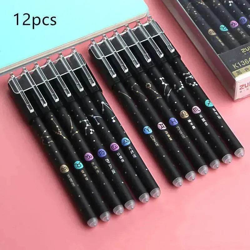Les élèves de l'école primaire utilisent un stylo gel effaçable pour frotter le stylo magique facile à effacer Sassafras - EX-STOCK Canada