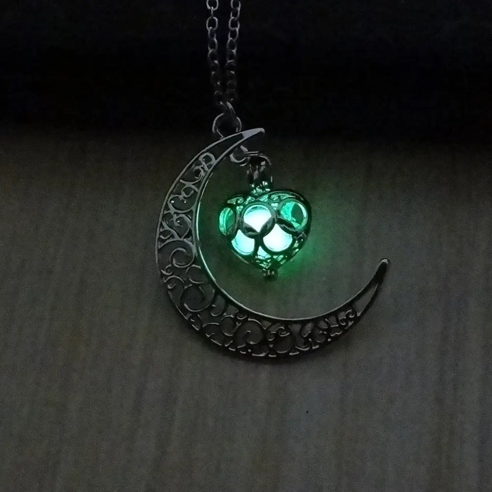 Glowing Pendant Necklaces Silver Plated Chain Necklaces - EX-STOCK Canada