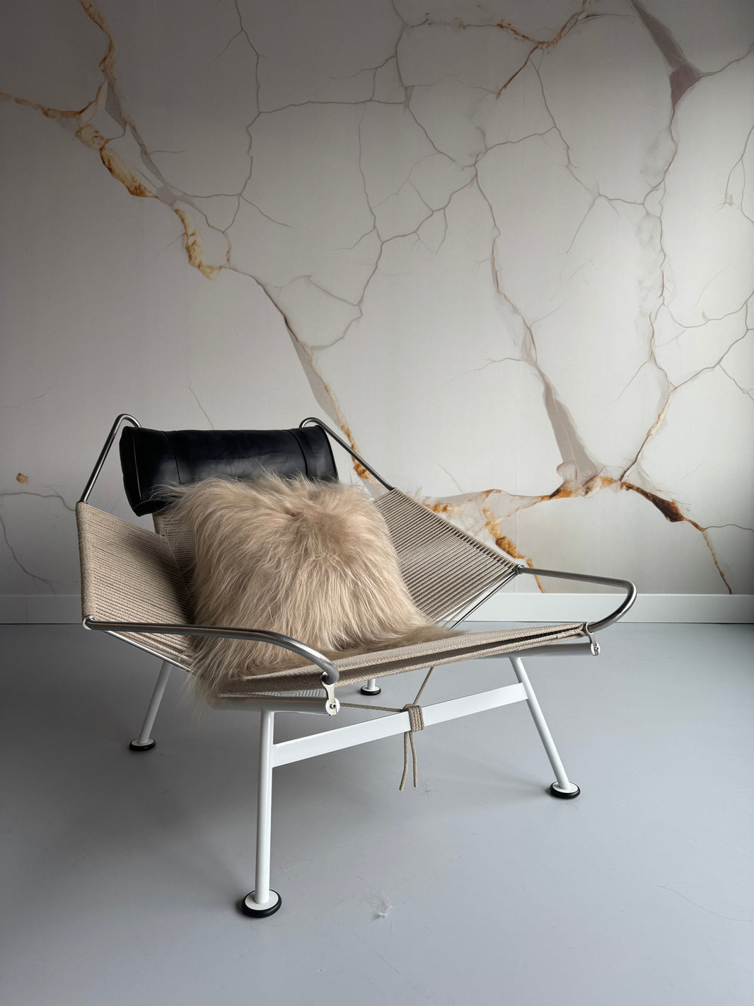 غطاء وسادة مربع عارٍ من جلد غنم آيسلنديEX-STOCK Canada 