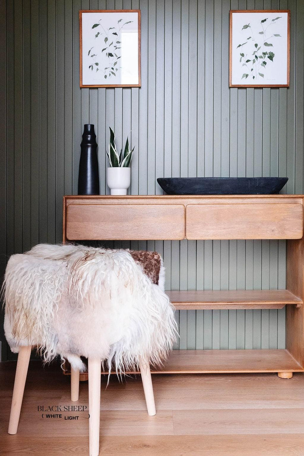VANI - Tabouret en peau de mouton mélangée, laine boucléeEX-STOCK Canada 