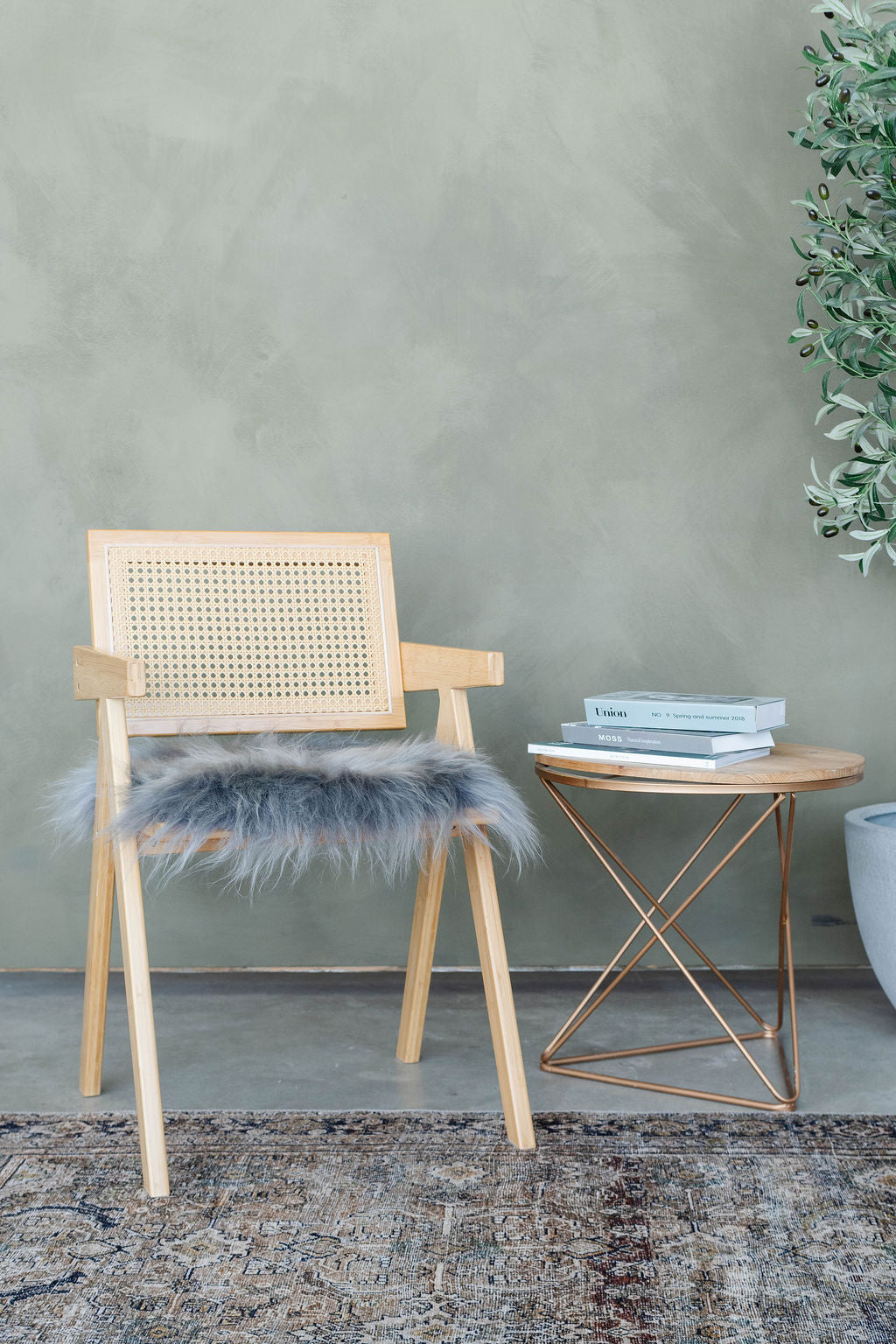 Silver Icelandic Sheepskin Chair Pad 