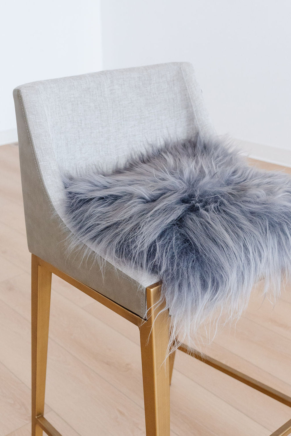 Silver Icelandic Sheepskin Chair Pad 