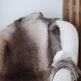Peau de renne sami foncéeEX-STOCK Canada 