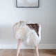VANI - Tabouret en peau de mouton mélangée, laine boucléeEX-STOCK Canada 