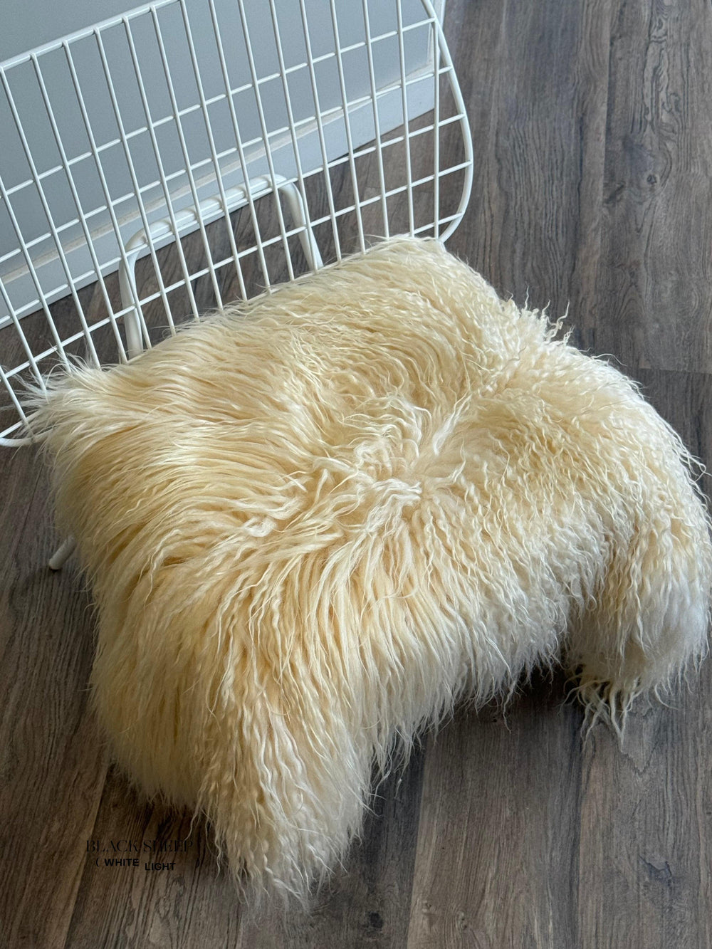 White Icelandic Curly Sheepskin 