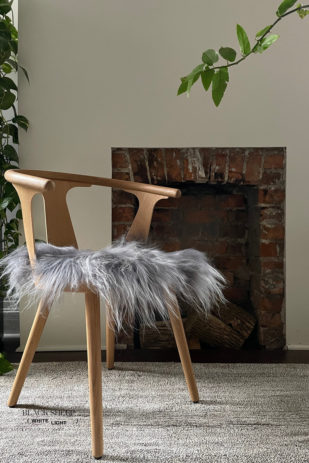 Silver Icelandic Sheepskin Chair Pad 