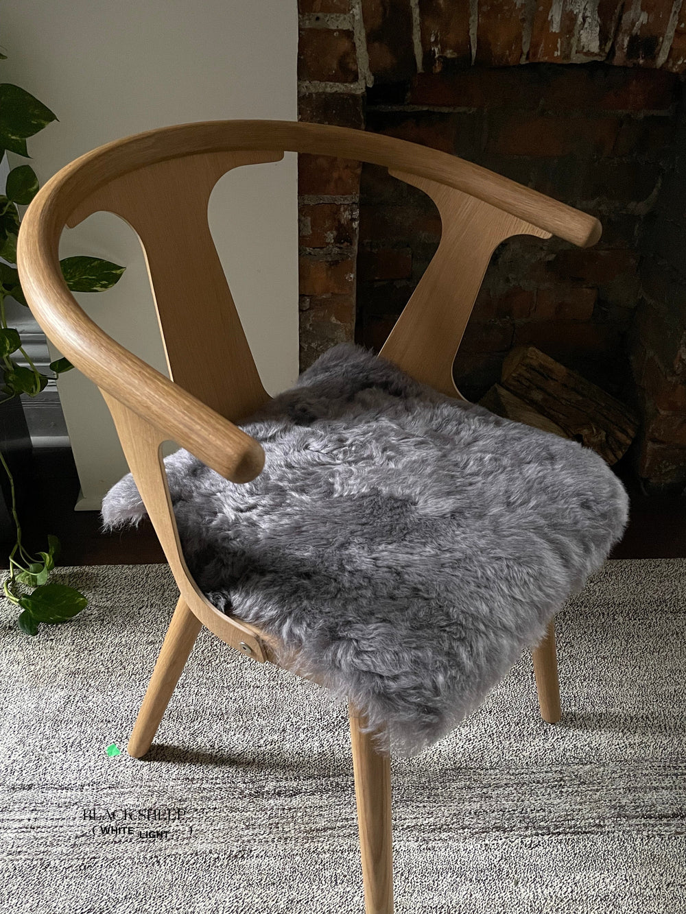 Shorn Silver Icelandic Sheepskin Chair Pad 