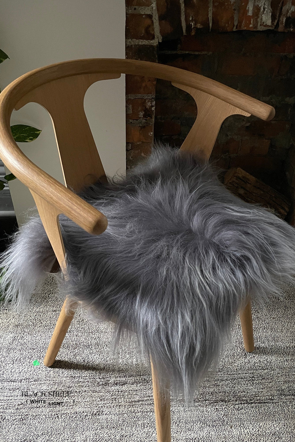 Silver Icelandic Sheepskin Chair Pad 