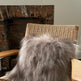 Housse de coussin carrée en peau de mouton islandaise taupeEX-STOCK Canada 