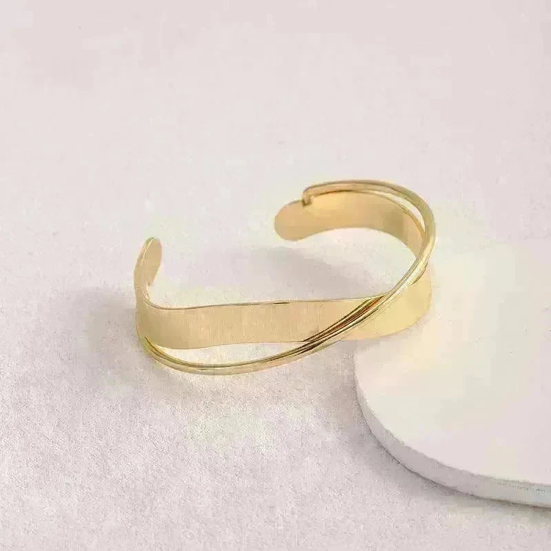 Irregular Gold Wave Bracelet Adjustable - EX-STOCK CANADA