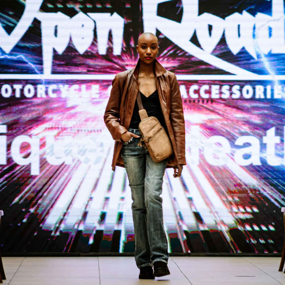 Bolsa de Pecho y Mochila MET de Cuero con Bolsillos de Doble CremalleraEX-STOCK Canada 