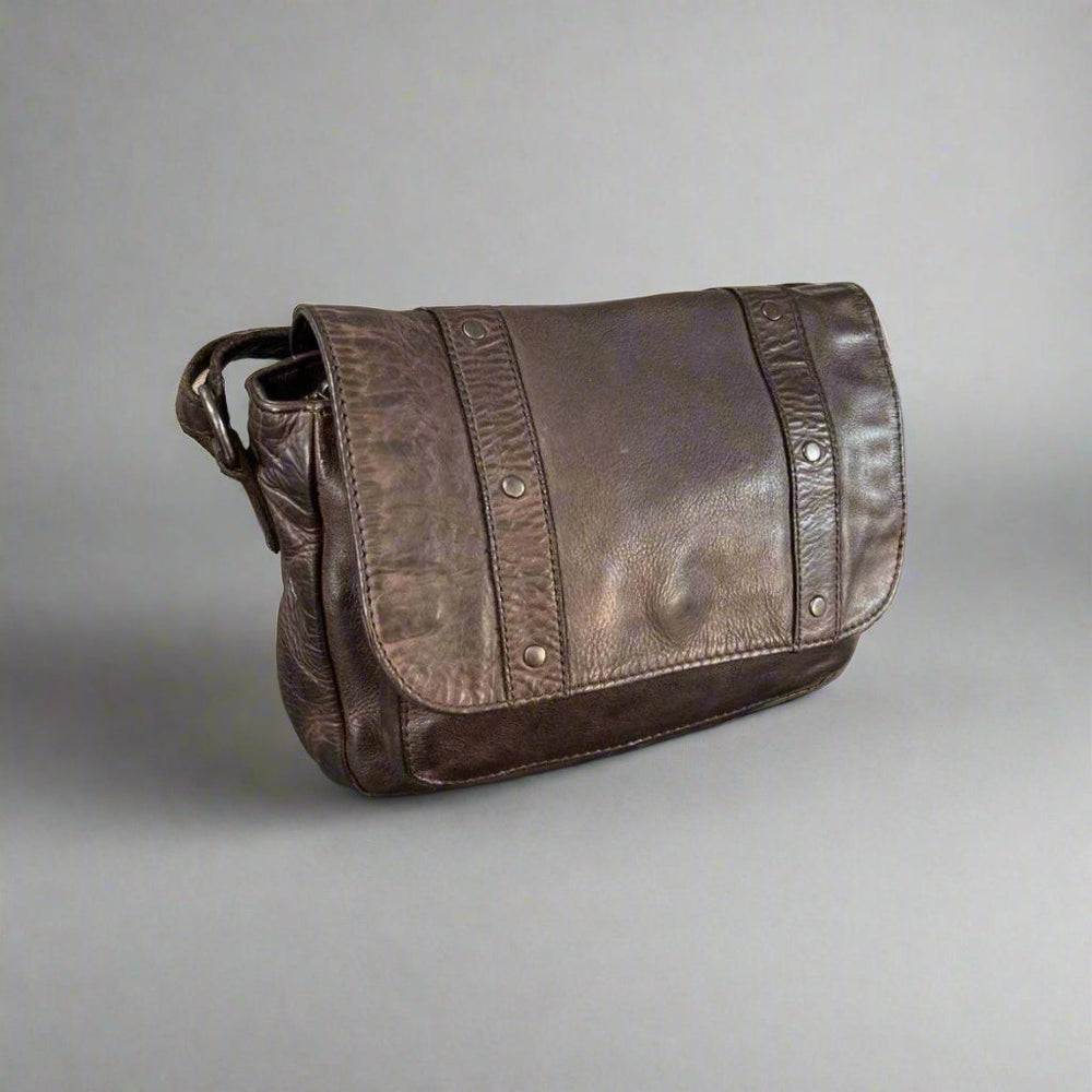 Bolso bandolera de cuero con tachuelas METEX-STOCK Canada 