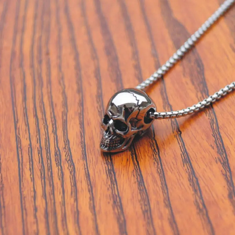 Male titanium steel skull necklace - EX-STOCK Canada