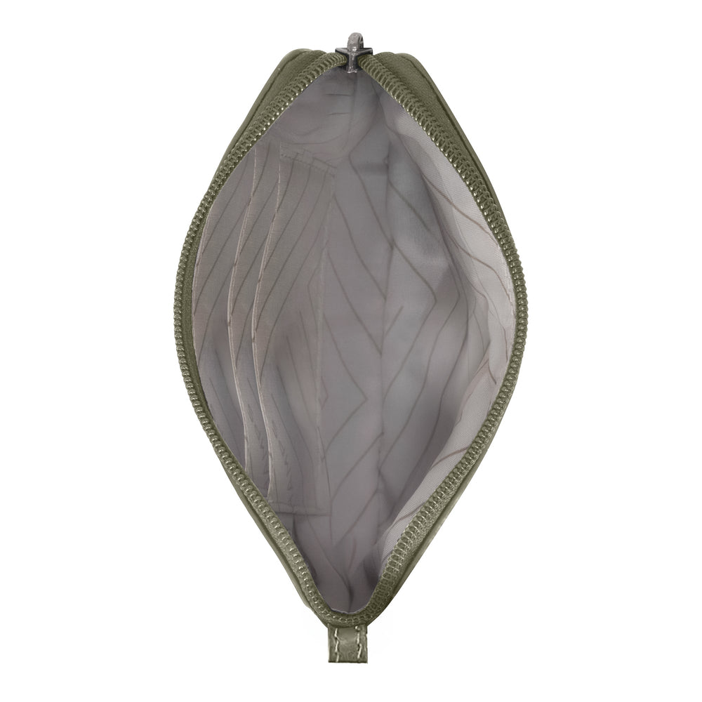 Onyx / Leather Wristlet EX-STOCK Canada 