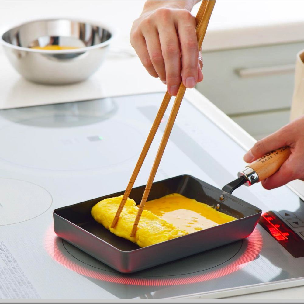 Yoshikawa Cook-Pal Ren Rolled Egg/Omelet  Pan (Medium) – Nitrided Carbon Steel, Made in Japan 