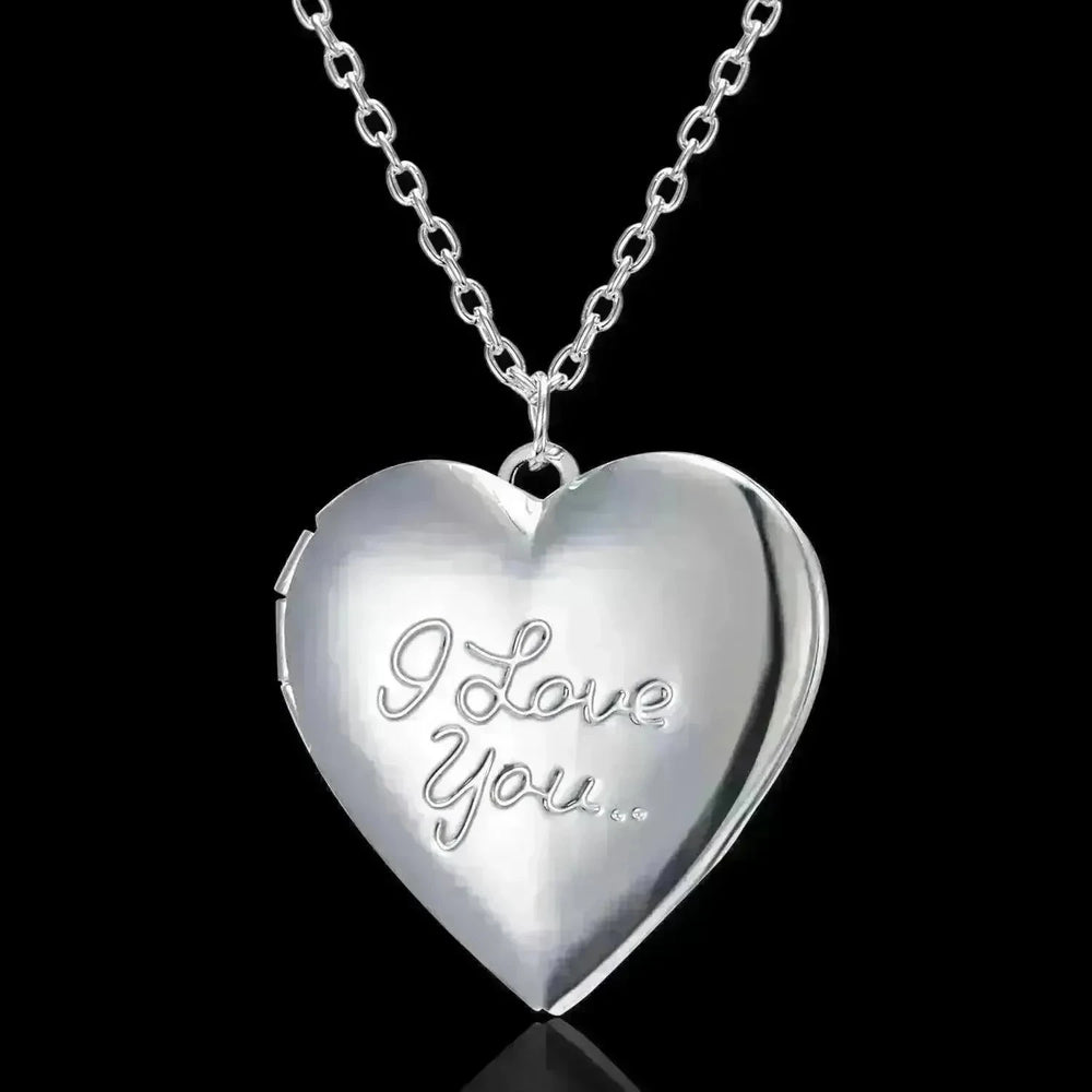 Personalized Heart-shaped Photo Frame Pendant Necklace - EX-STOCK CANADA