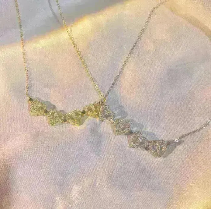 Retro Magnetic Folding Heart Shaped Four Leaf Clover Pendant Women Necklace - EX-STOCK CANADA
