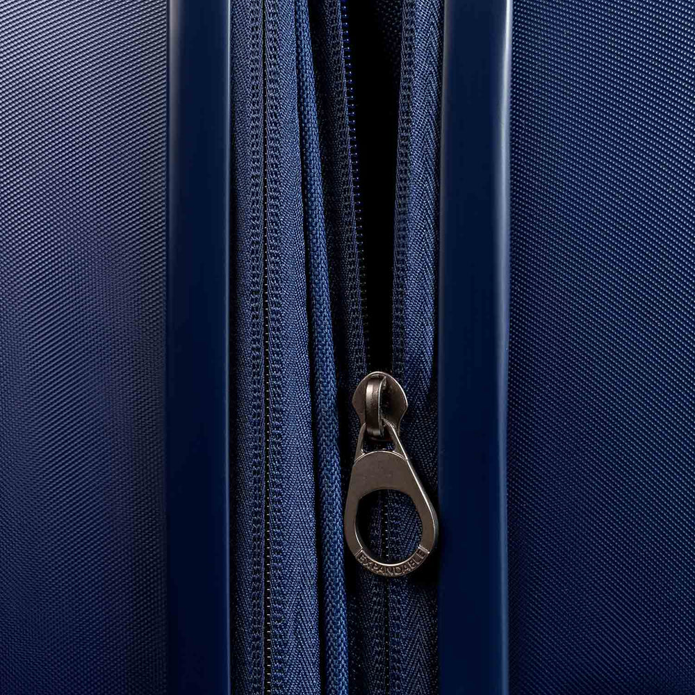 Tech / 2-Piece Luggage Set EX-STOCK Canada 