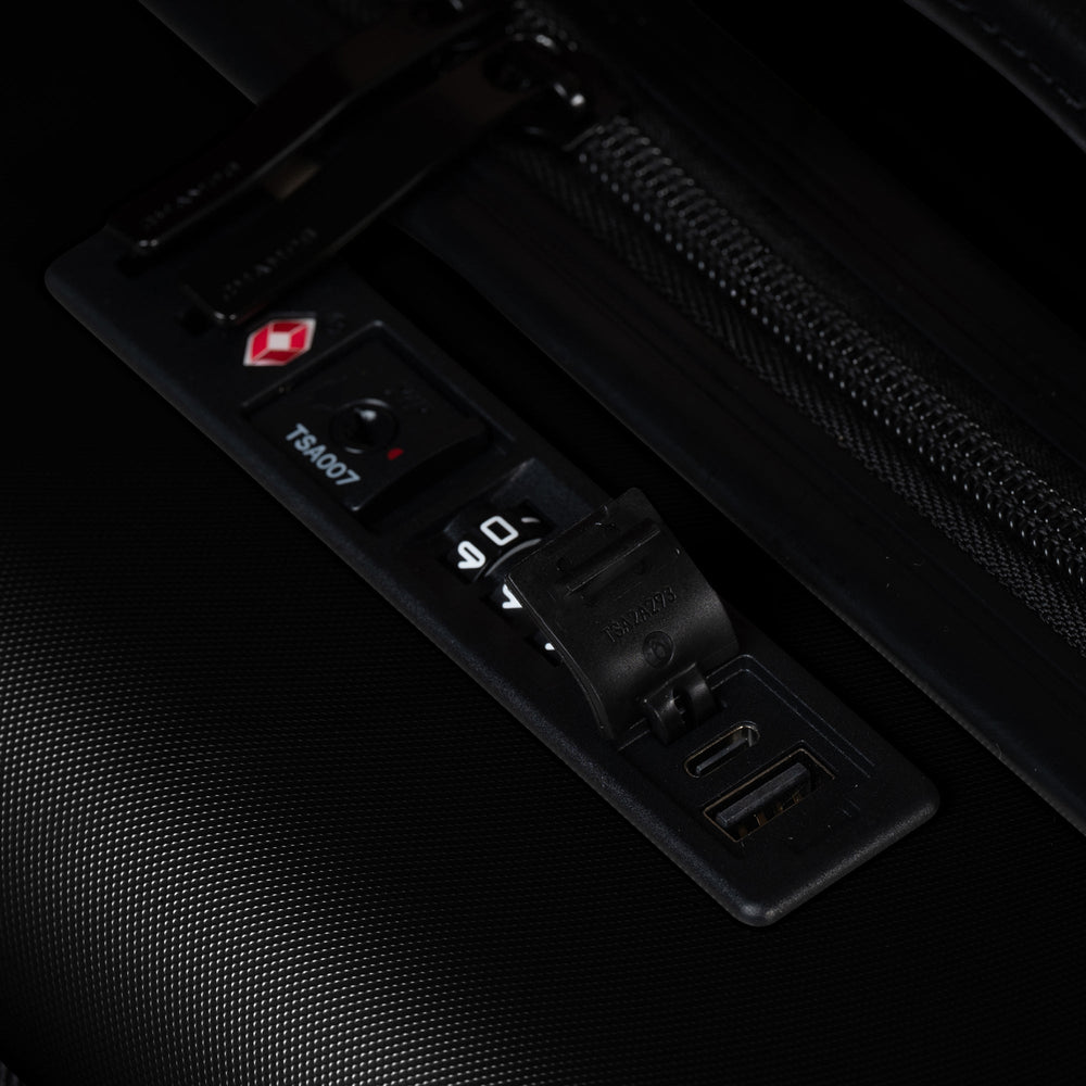 Onyx II / 3-Piece Luggage Set EX-STOCK Canada 