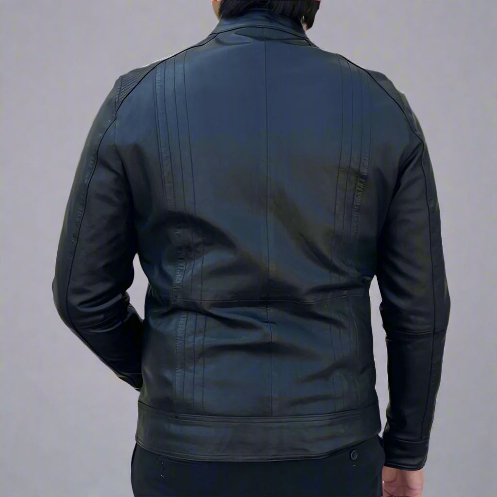 Chaqueta de cuero de oveja para hombres. 4 bolsillos, cuello alto con broche y cremalleras plateadasEX-STOCK Canada 