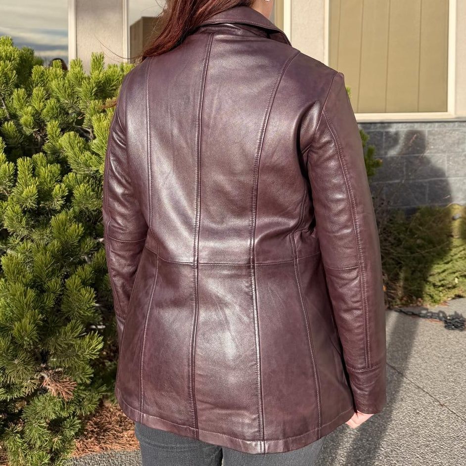 Chaqueta clásica de cuero de cordero para mujer, de longitud mediaEX-STOCK Canada 