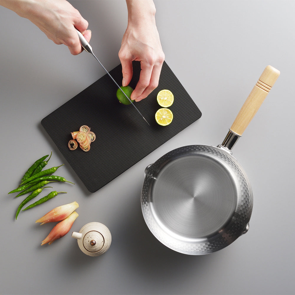 Yoshikawa Yukihira Saucepan 20 cm | 2.1 L Stainless Steel with Wooden Handle 