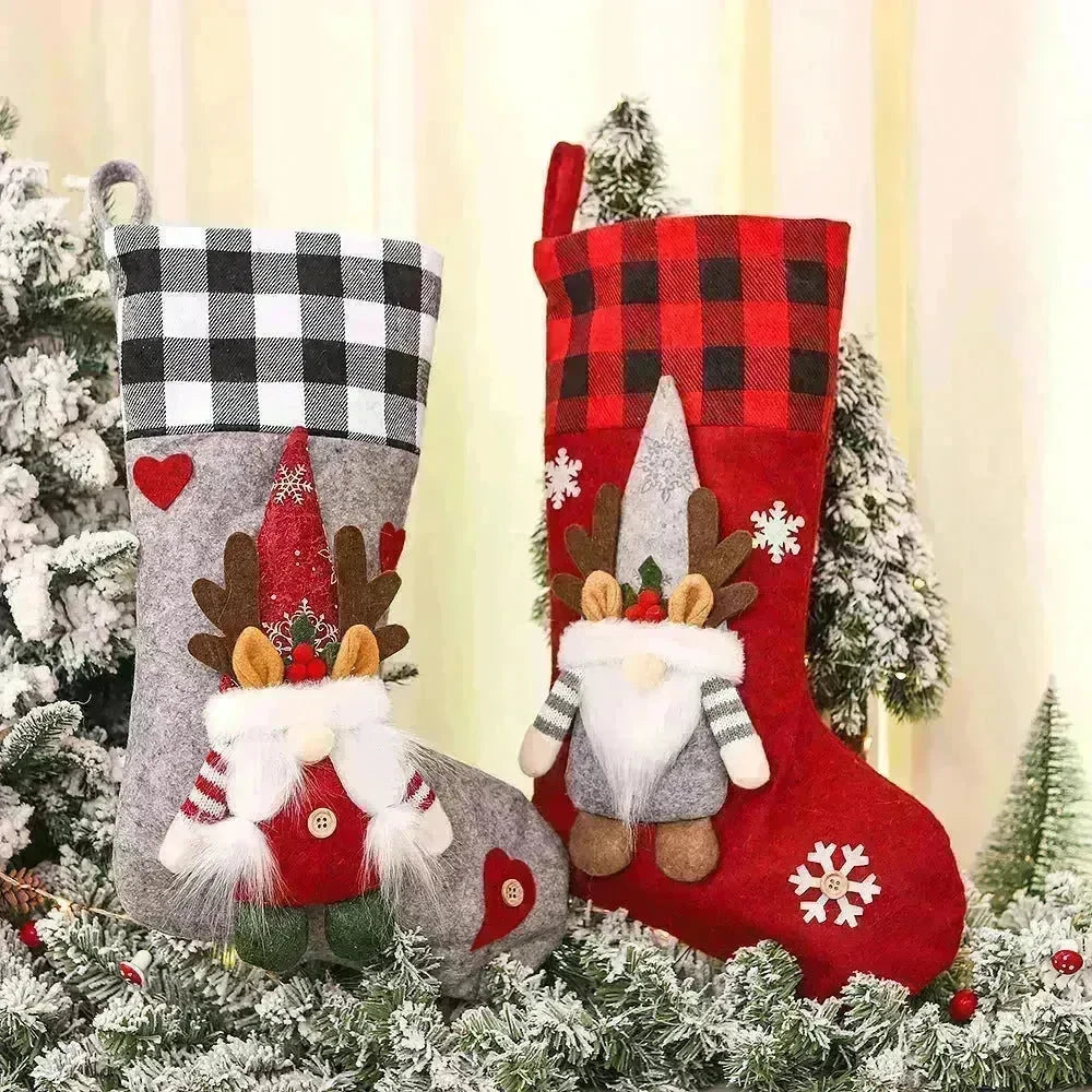 Plaid Three-dimensional Couple Faceless Doll Christmas Stockings Christmas Eve Gift Bag Candy Bag - EX-STOCK CANADA