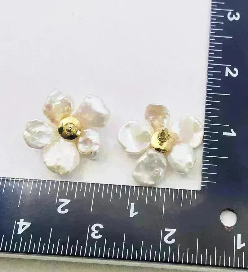 Baroque Pearl Earrings Female European And American Temperament Personality Flower Stud Earrings - EX-STOCK CANADA