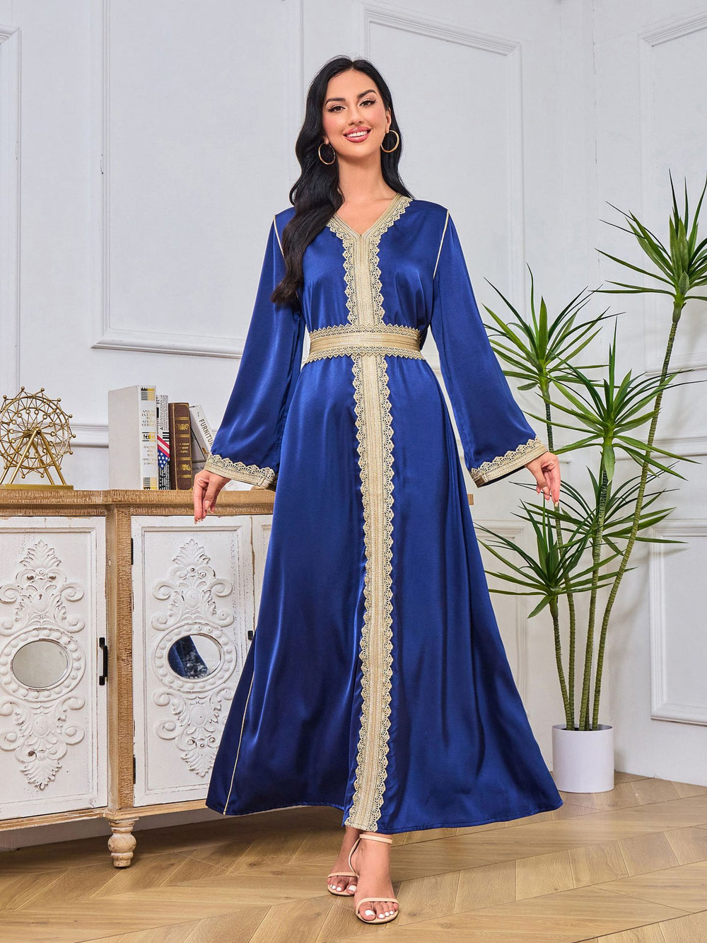 Robe Abaya de Dubaï avec pierres chaudes imprimées et détails brodés - EX-STOCK Canada