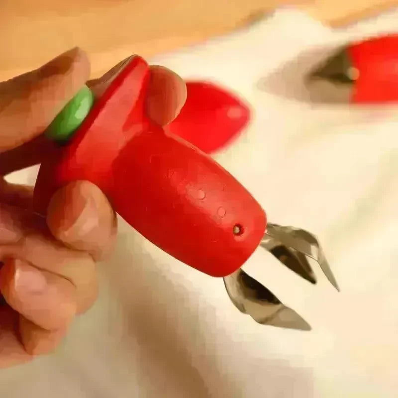 Creative Leaf Strawberry Fruit Huller Remover - EX-STOCK CANADA