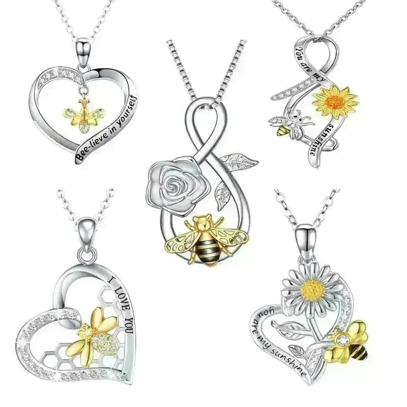 European And American Creative New Hands Heart-shaped Women's Necklace - EX-STOCK CANADA