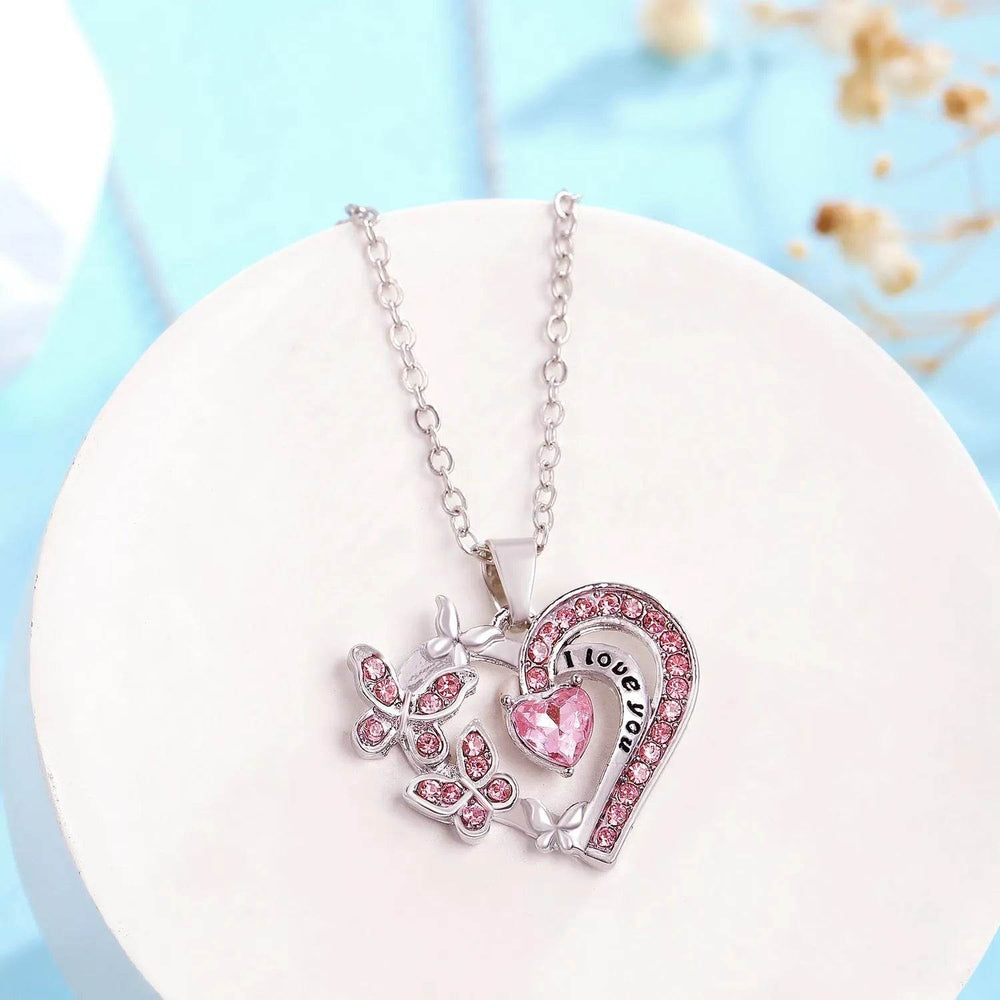 Ins Butterfly Love Necklace With Rhinestones Fashion Personality Hollow Heart-shaped Clavicle Chain Pendant Necklace For Valentine's Day - EX-STOCK Canada