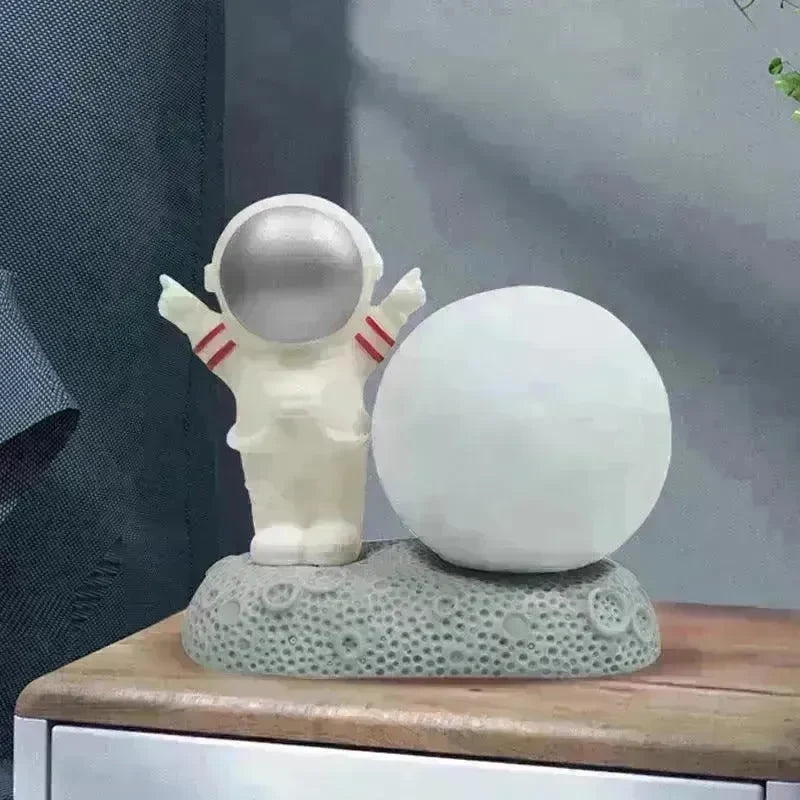 Modern Creative Astronaut Small Night Lamp Decoration Net Red Room Bedside Desktop Layout Small Desk Lamp Home - EX-STOCK CANADA