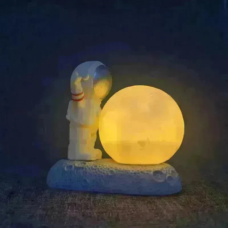 Modern Creative Astronaut Small Night Lamp Decoration Net Red Room Bedside Desktop Layout Small Desk Lamp Home - EX-STOCK CANADA